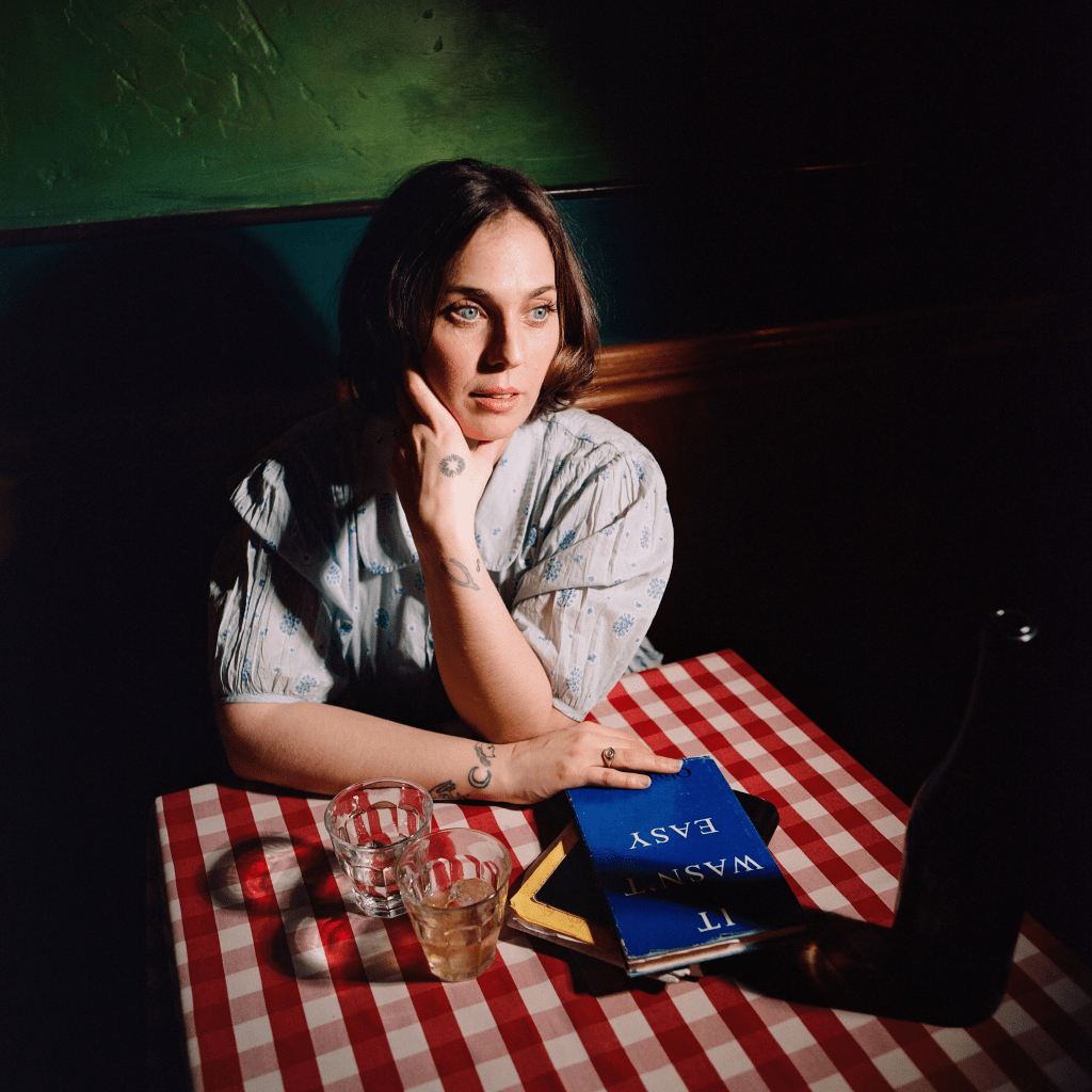 U.S. Girls Announce New album, Scratch It, Share 12-Minute Single, “Bookends” 